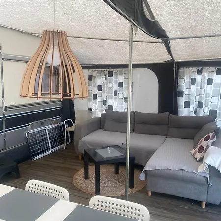 Amomea Camp Kemp